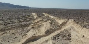 Avião com turistas cai no Peru e deixa 13 mortos