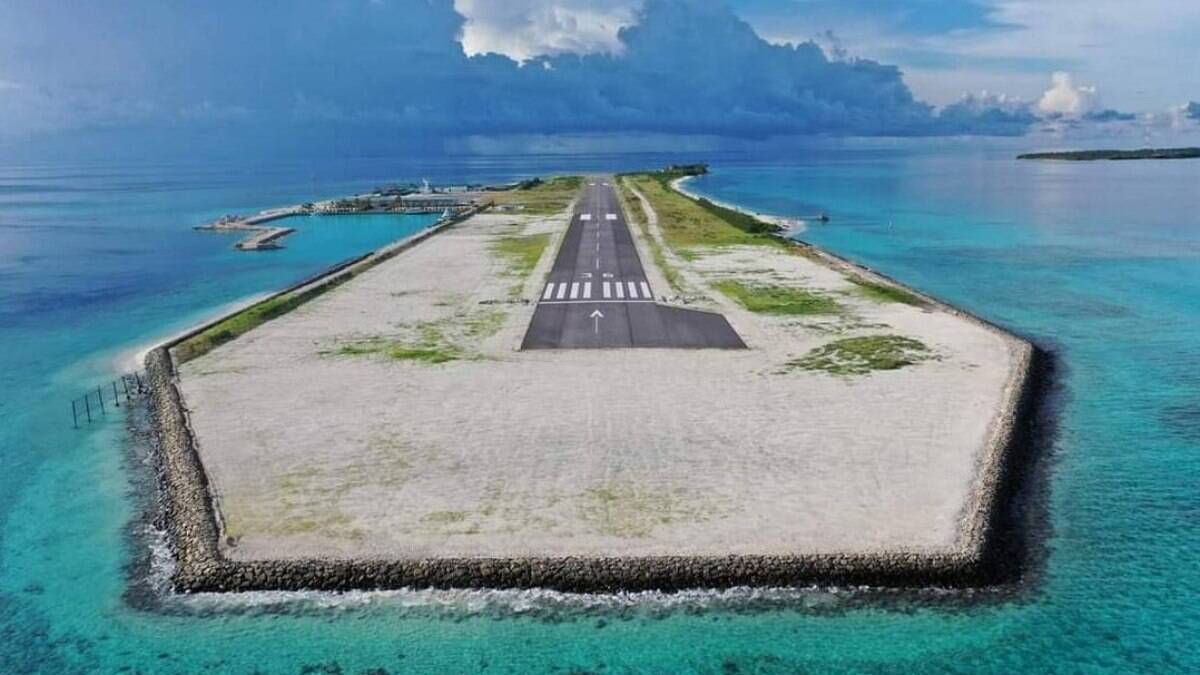 O Aeroporto de Madivaru, no atol de Lhaviyani, nas Maldivas, foi inaugurado em fevereiro