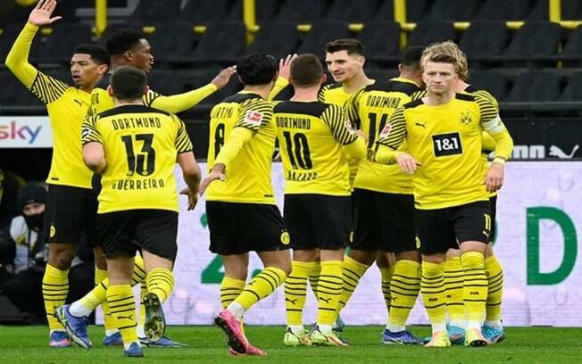 Stuttgart x Borussia Dortmund: saiba onde assistir, horário e escalações do jogo pela Bundesliga