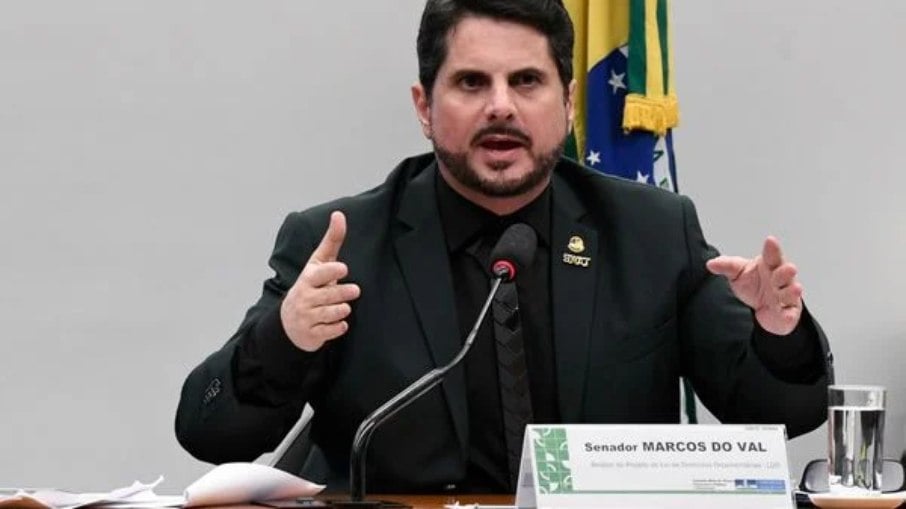 Marcos do Val prestou depoimento à Polícia Federal na quinta-feira