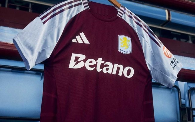 Nova camisa do Aston Villa, a primeira da parceria com a Adida