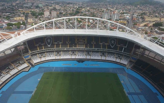 Estádio Nilton Santos é palco de Botafogo x Cienciano 
