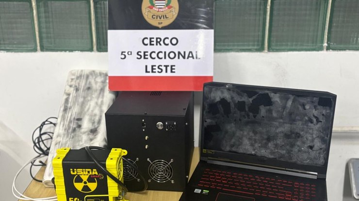 Pol%C3%ADcia%20desativa%20%22central%20do%20golpe%22%20de%20SMS%20em%20SP