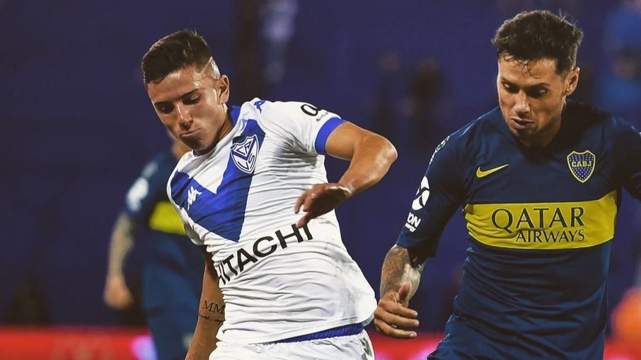 Álvaro Barreal com a camisa do Vélez Álvaro Barreal com a camisa do Vélez