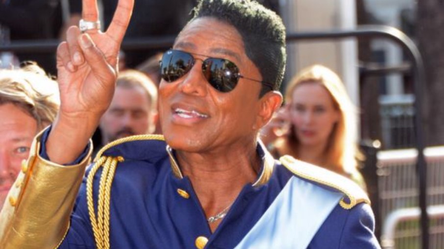 Irmão de Michael Jackson, Jermaine Jackson, é acusado de estupro