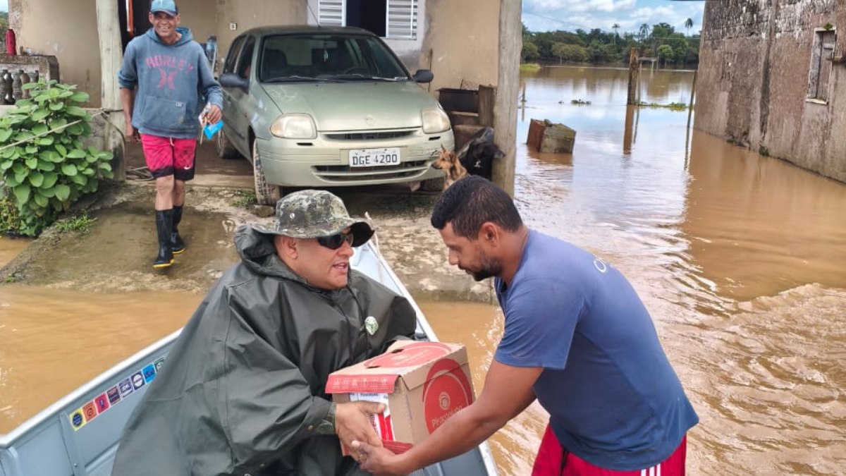 Ajuda humanitária no Vale do Ribeira Ajuda humanitária no Vale do Ribeira