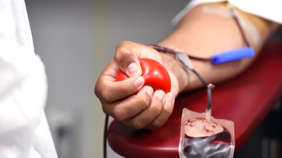 Doação de 450 ml de sangue pode salvar até quatro vidas