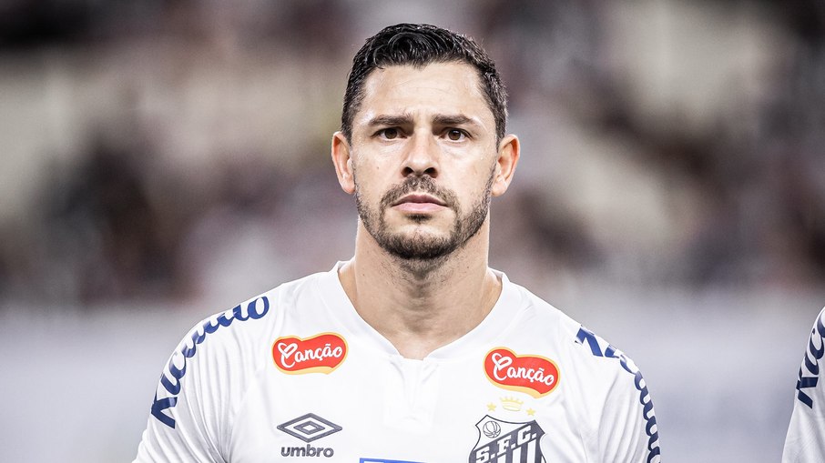 Giuliano está de saída do Santos