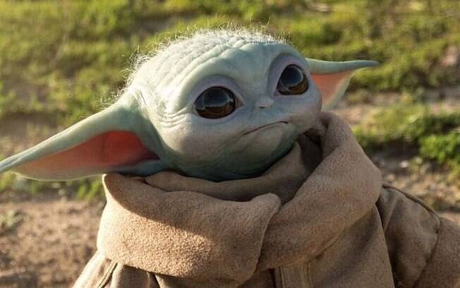 Baby Yoda é flagrado curtindo um som nos bastidores de 'O Mandaloriano'