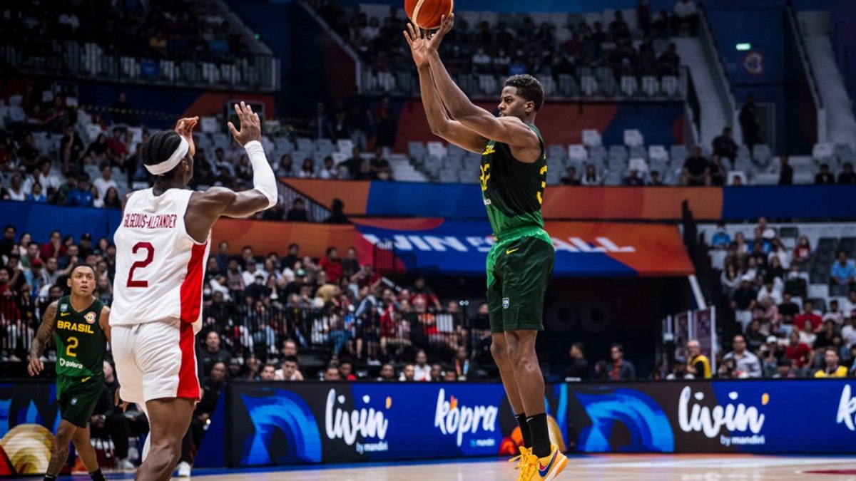 Copa do Mundo de basquete: Brasil vence Canadá em jogo eletrizante