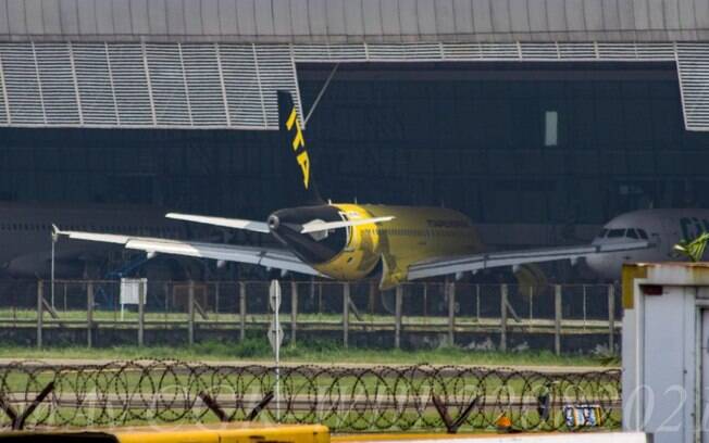 Primeiro Airbus A319 da ITAPEMIRIM é visto já com pintura completa