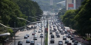 São Paulo bate recorde de congestionamento pela manhã
