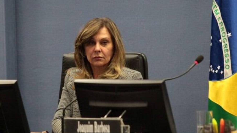Lindora Maria Araújo, vice-procuradora-geral