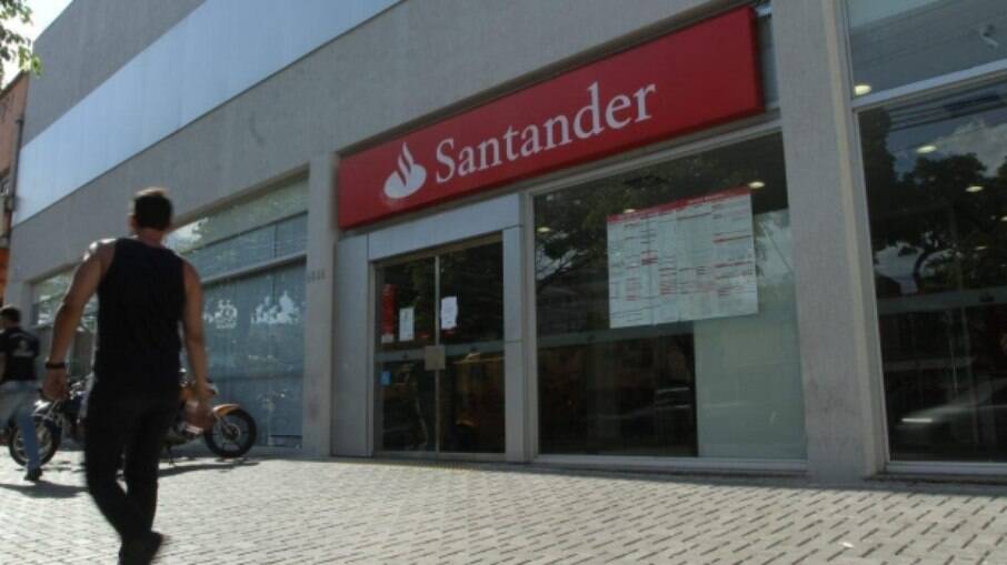 Em todo o mundo, o Santander anunciou prejuízo líquido de 8,771 bilhões de euros