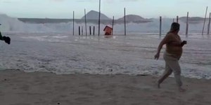 Marinha prevê ondas gigantes e ressaca no RJ