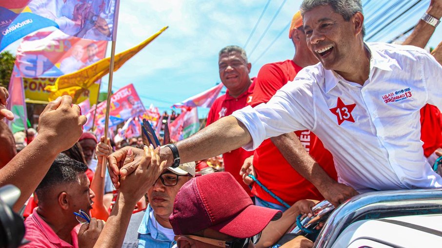 Jerônimo Rodrigues disputa o segundo turno das eleições na Bahia