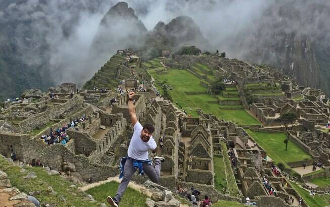 Quando o viajante foi visitar Machu Picchu, no Peru, choveu e ele precisou voltar outro dia para conhecer destino Quando o viajante foi visitar Machu Picchu, no Peru, choveu e ele precisou voltar outro dia para conhecer destino