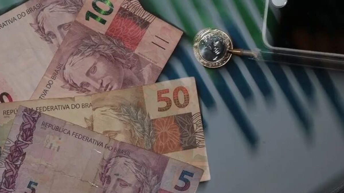 Brasileiros ainda não sacaram R$ 7,79 bilhões de valores a receber