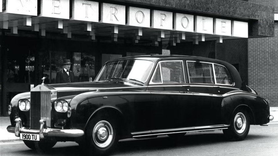 Phantom VI