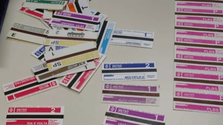 Bilhetes magnéticos do Metrô de São Paulo Bilhetes magnéticos do Metrô de São Paulo