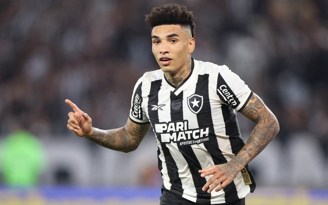 Igor Jesus tem se destacado com a camisa do Botafogo Igor Jesus tem se destacado com a camisa do Botafogo