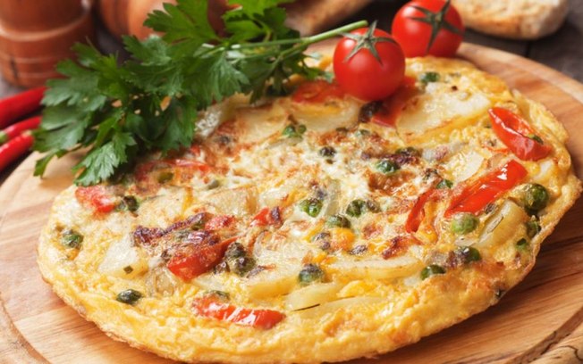 6 ideias de omelete para um almoço prático