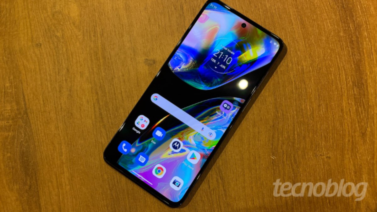 Moto G82 5G chega ao Brasil