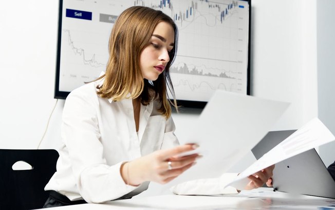 Mulheres ainda são minoria entre investidores no Brasil