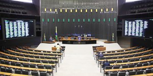 Congresso ignora apelo do STF sobre regulamentação das redes