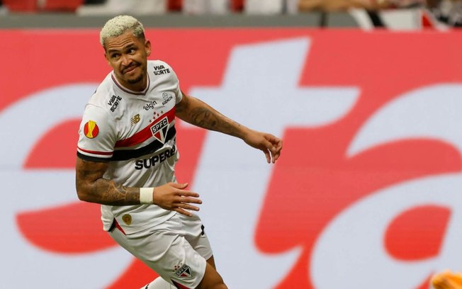 Luciano lamenta empate do São Paulo com Velo Clube: “Gosto de derrota” Luciano lamenta empate do São Paulo com Velo Clube: “Gosto de derrota”