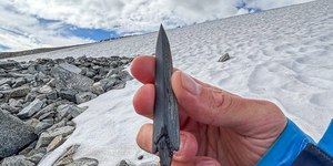 Arqueólogos encontram flechas de até 6 mil anos no gelo