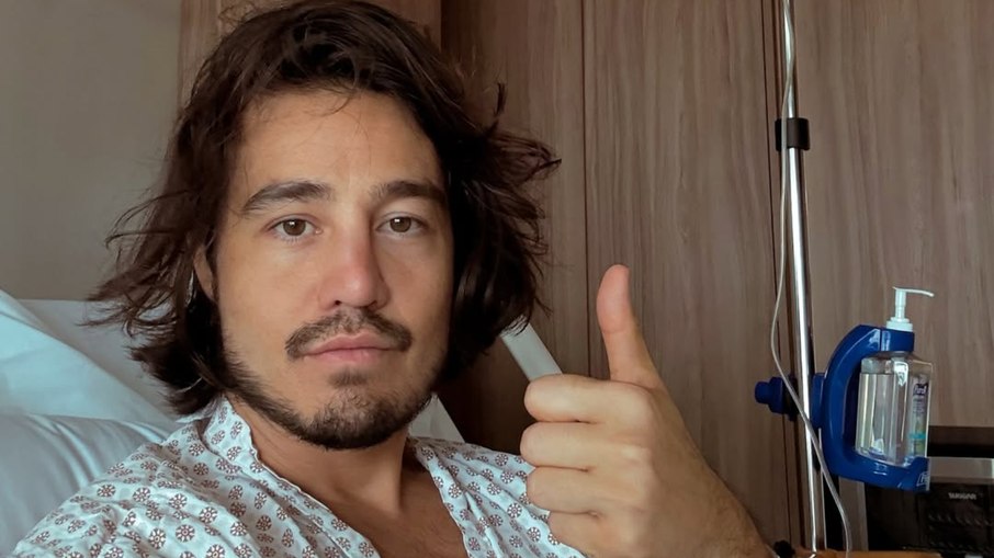 Tiago Iorc no hospital
