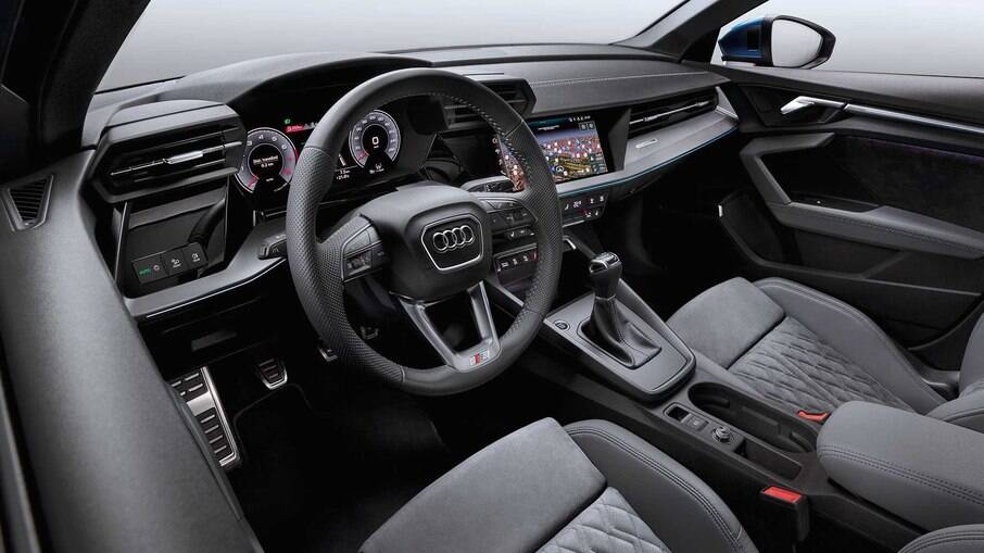 Interior do novo Audi A3 hatch mudou bastante na comparação com o anterior, mas prepare-se para as entradas USB-C