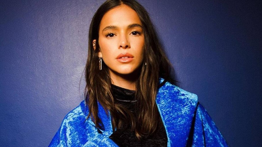 Bruna Marquezine explicou confusão com projeto internacional