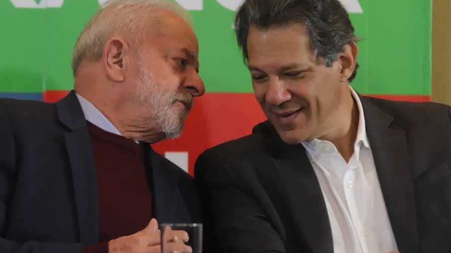 Haddad tem conversado com Lula sobre tarifaço de Trump Haddad tem conversado com Lula sobre tarifaço de Trump