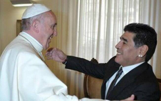 Maradona se pronuncia sobre Sala: 'Espero que o encontrem vivo