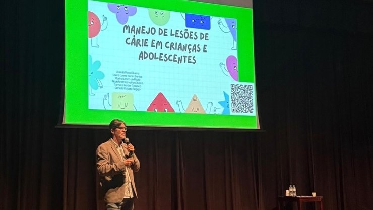 Curso reúne 260 dentistas com foco em atualização clínica