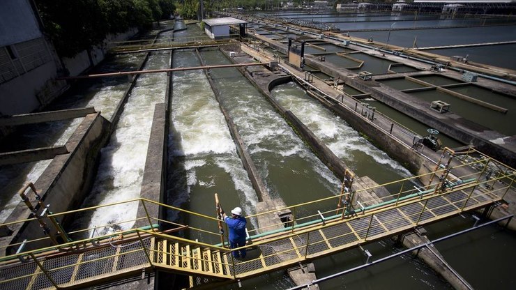Rio e Baixada devem ficar sem água nesta terça (24), alerta CEDAE
