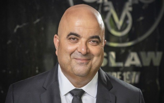 Ricardo Sayeg, jornalista, Jurista Imortal da Academia Brasiliense de Direito e da Academia Paulista de Direito Ricardo Sayeg, jornalista, Jurista Imortal da Academia Brasiliense de Direito e da Academia Paulista de Direito