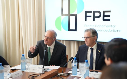 Empresários pedem que Alckmin "troque" Lula pelo governo de SP