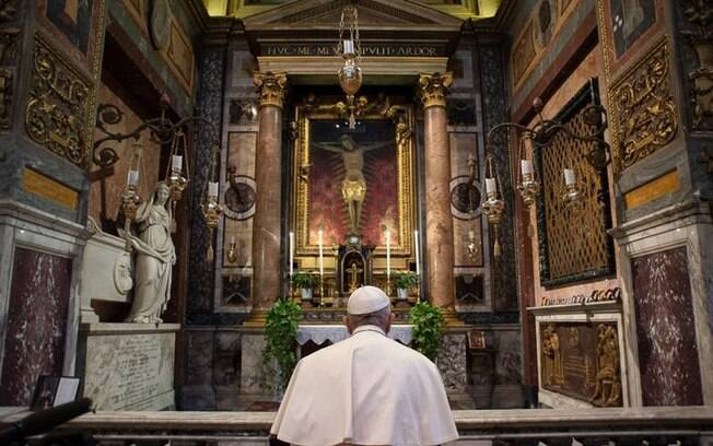 Papa Francisco esteve na Igreja de San Marcello no Corso no dia 15 de março