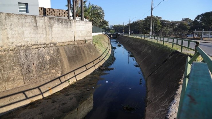 Governo%20do%20Estado%20de%20SP%20recebe%20projetos%20de%20sa%C3%BAde%20e%20drenagem%20urbana