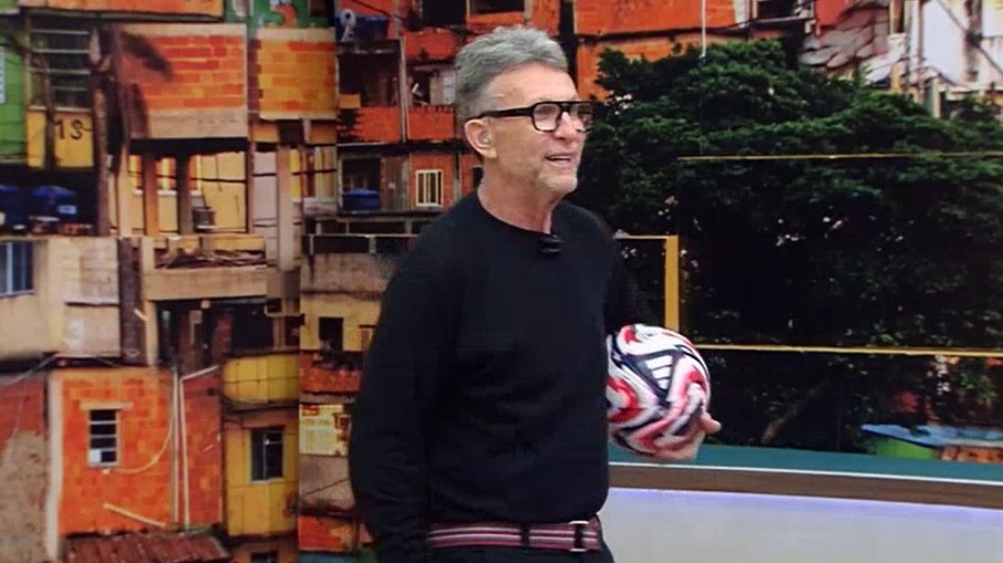 Neto revela plano para o Corinthians brigar por títulos em 2025 Neto revela plano para o Corinthians brigar por títulos em 2025