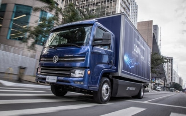 Volkswagen Caminhões e Ônibus faz viagem inaugural no corredor verde e-Dutra