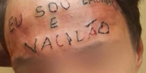 "Ladrão e vacilão": jovem que teve testa tatuada é preso de novo