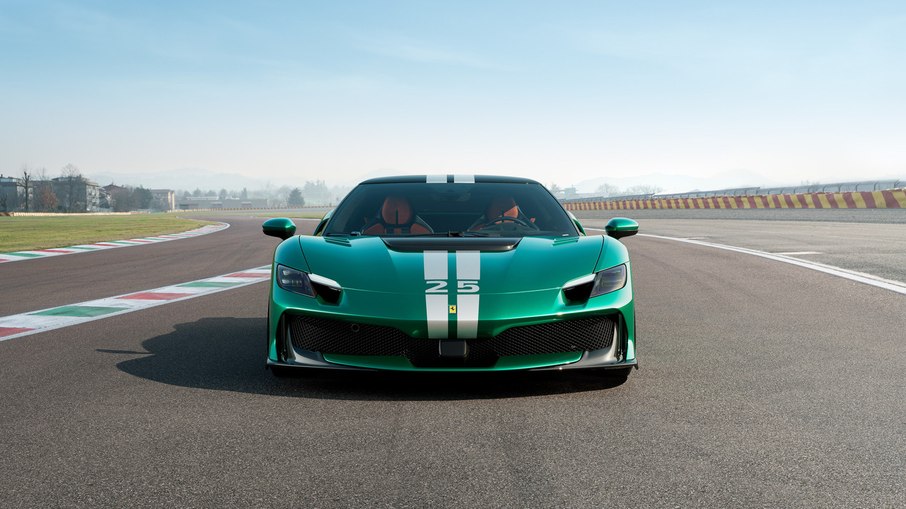 Parte frontal da nova Ferrari 296 Speciale Parte frontal da nova Ferrari 296 Speciale