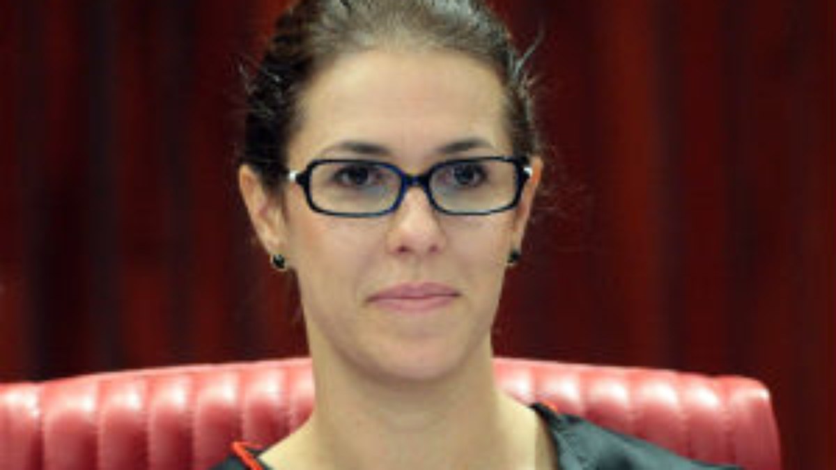 Luciana Lóssio é ex-ministra do TSE