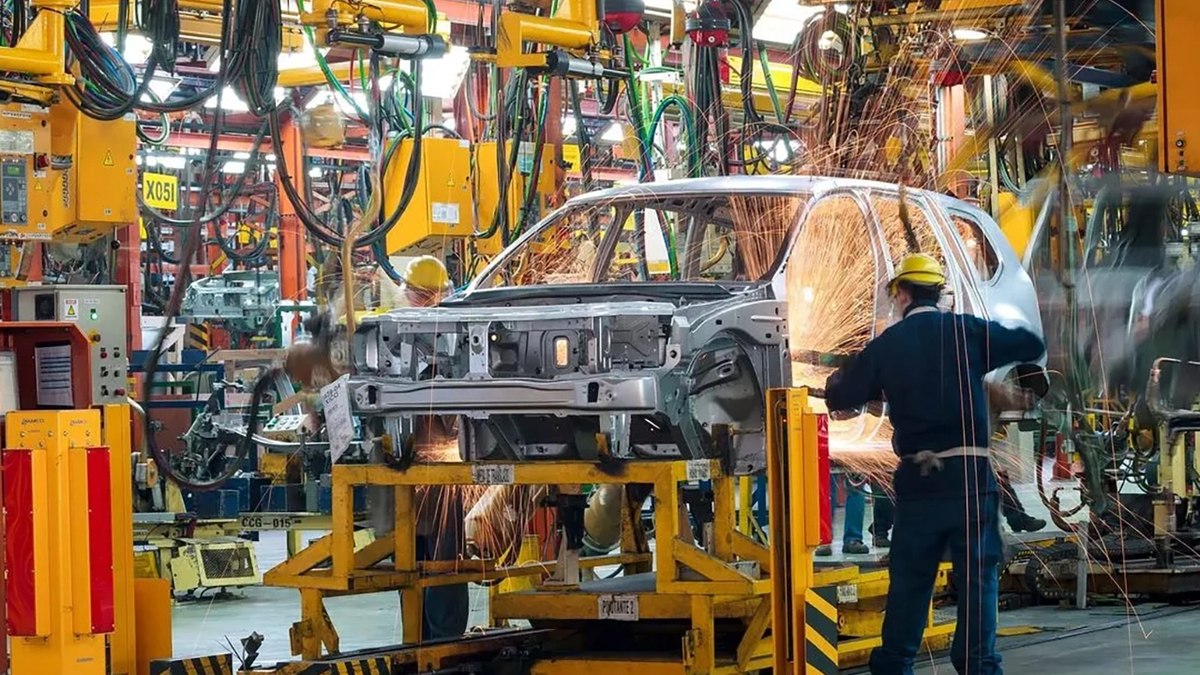 Greve: Renault deixa de produzir quantidade impressionante de veículos