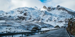 Frio extremo congela Bariloche e deixa moradores sem água