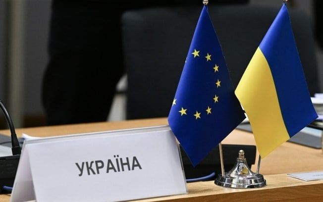 A Ucrânia apresentou a sua proposta de adesão à UE após a invasão da Rússia em 2022